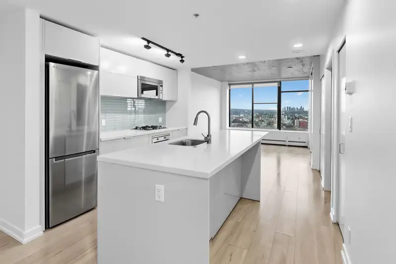 2702 108 W CORDOVA STREET - photo 3 of 23