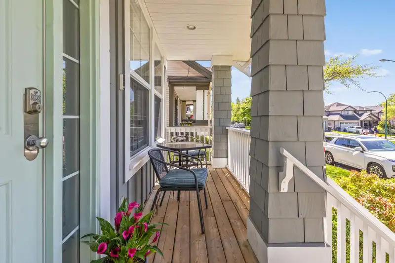 6880 190 STREET - photo 3 of 38
