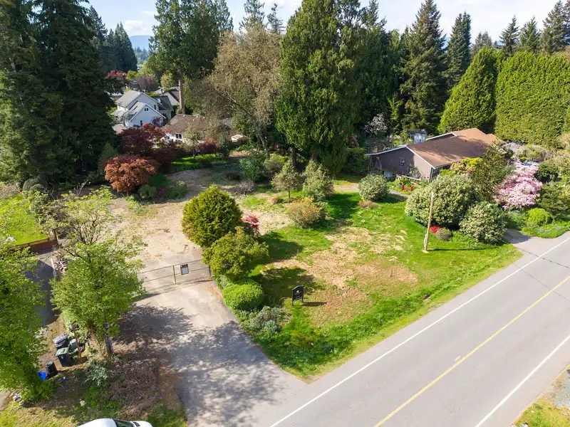 8917 NASH STREET - photo 3 of 15