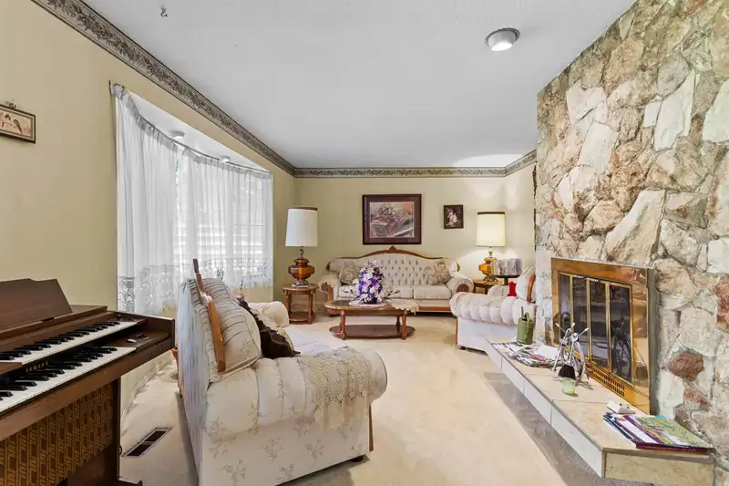 11668 272 STREET - photo 4 of 37