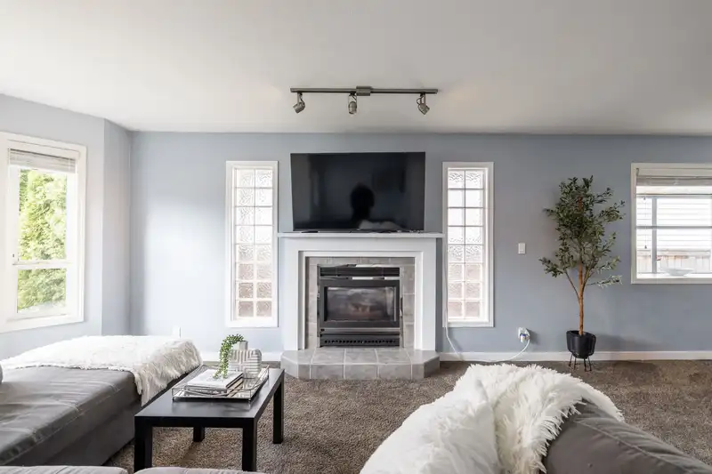 34775 2ND AVENUE - photo 2 of 40