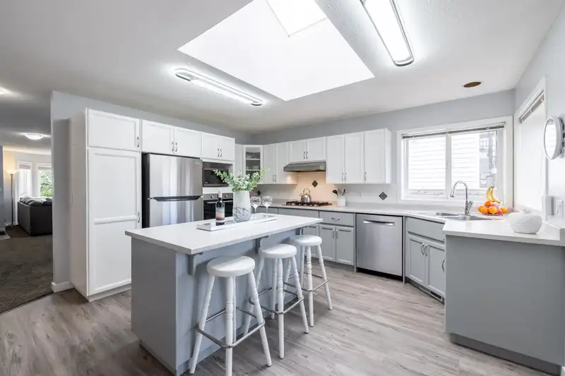 34775 2ND AVENUE - photo 4 of 40