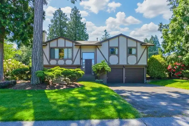 5268 3RD AVENUE - photo 1 of 17