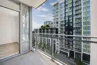 812 8688 HAZELBRIDGE WAY - thumbnail 15