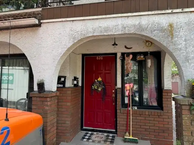 620 SMITH AVENUE - photo 3 of 23