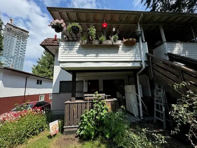 620 SMITH AVENUE - photo 4 of 23