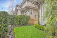 16 7138 210 STREET - thumbnail 3
