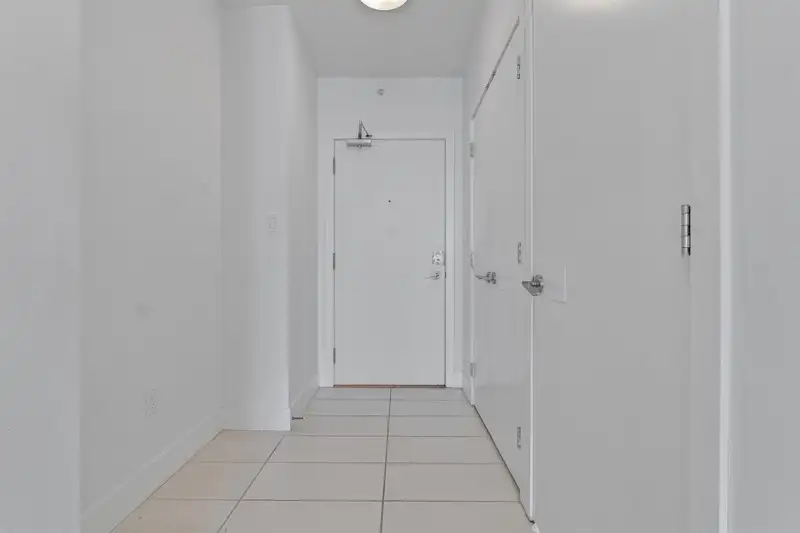 1602 4808 HAZEL STREET - photo 2 of 30