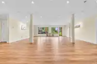 950 GREENWOOD ROAD - thumbnail 2