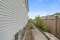 18483 66A AVENUE - thumbnail 38