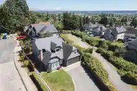 6846 197B STREET - thumbnail 2