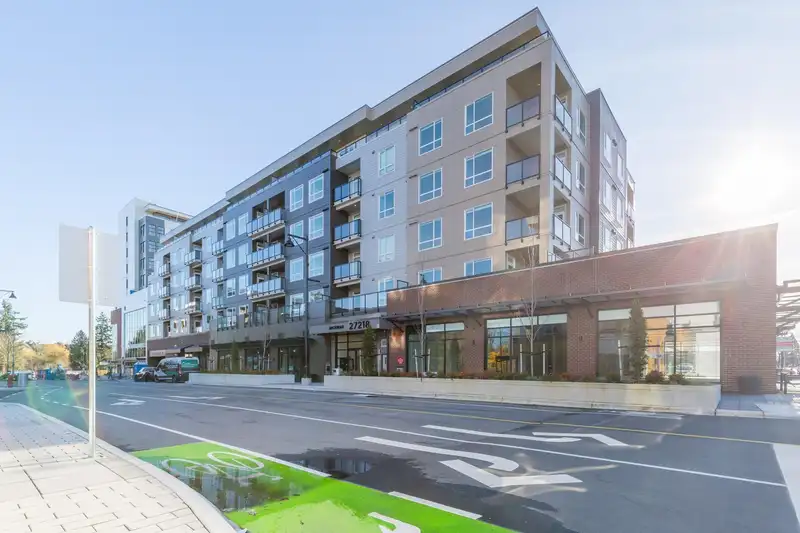 207 27218 ALDERGROVE TOWN CENTER DRIVE - photo 2 of 40