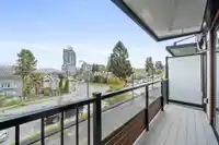 2296 E 33RD AVENUE - thumbnail 4
