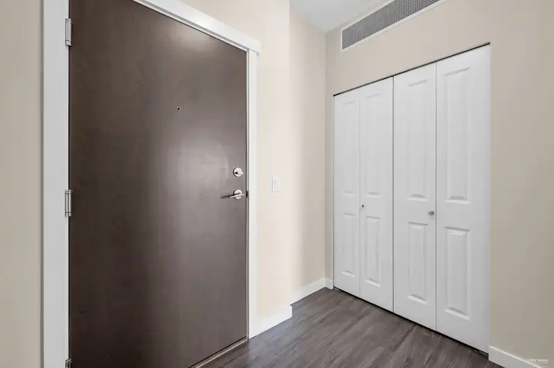 205 9551 ALEXANDRA ROAD - photo 3 of 38