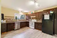 15058 ROBIN CRESCENT - thumbnail 9