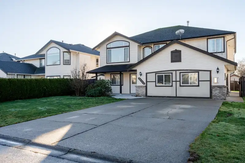 34732 7 AVENUE - photo 1 of 37