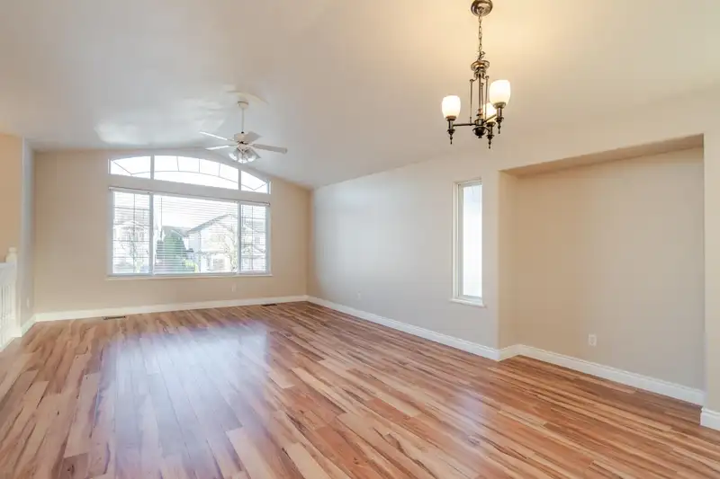 34732 7 AVENUE - photo 2 of 37