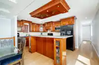 976 PARKER STREET - thumbnail 11