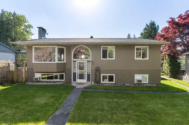 1447 COLUMBIA AVENUE - photo 1 of 31