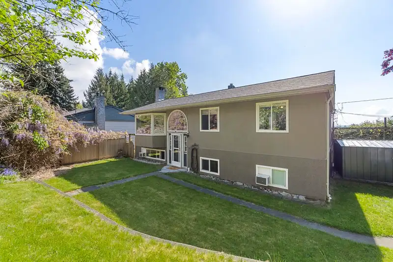 1447 COLUMBIA AVENUE - photo 2 of 31