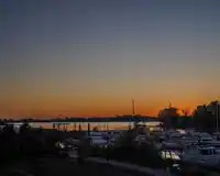 100 5311 ADMIRAL WAY - thumbnail 2
