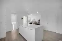 247 2035 GLENAIRE DRIVE - thumbnail 8