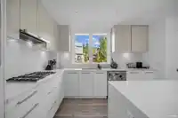247 2035 GLENAIRE DRIVE - thumbnail 9