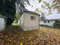 136 7790 KING GEORGE BOULEVARD - thumbnail 11