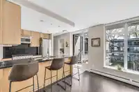 514 1708 COLUMBIA STREET - thumbnail 1