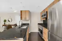 514 1708 COLUMBIA STREET - thumbnail 8