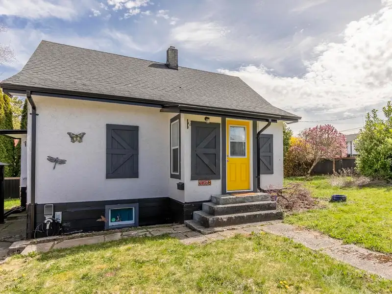 7650 TAULBUT STREET - photo 2 of 40