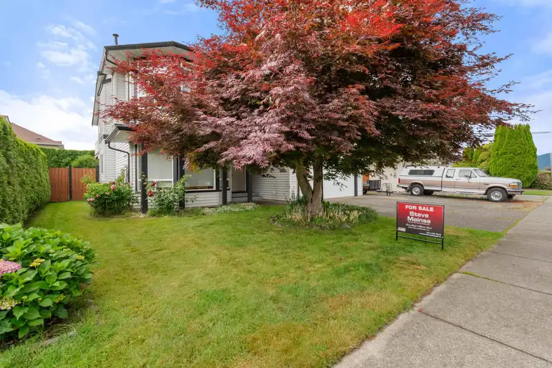 7285 MEADOWLARK STREET - photo 3 of 40