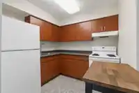 2 310 HIGHLAND WAY - thumbnail 3