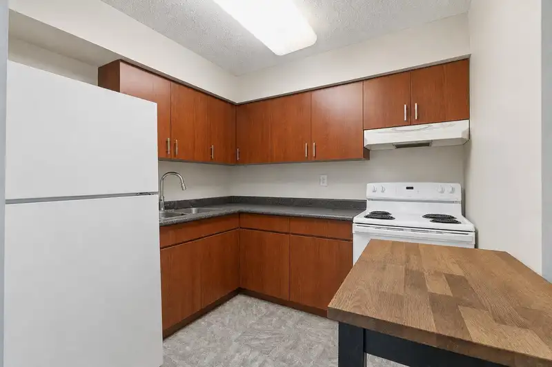 2 310 HIGHLAND WAY - photo 3 of 13