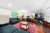 57 8358 121A STREET - thumbnail 2