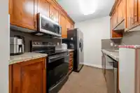 57 8358 121A STREET - thumbnail 7