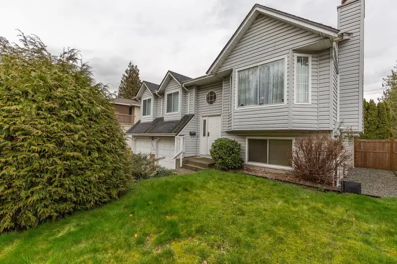 2970 CROSSLEY DRIVE - photo 2 of 40