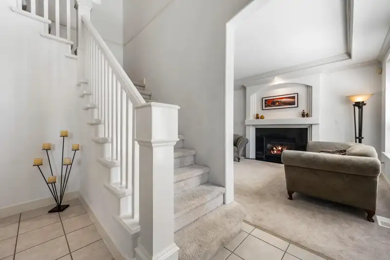 10615 238 STREET - photo 4 of 40