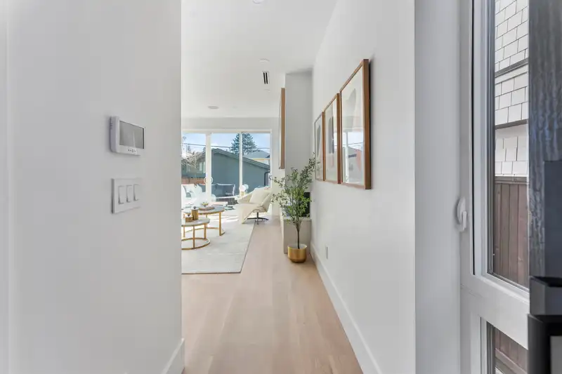 2 2138 W 48TH AVENUE - photo 3 of 21