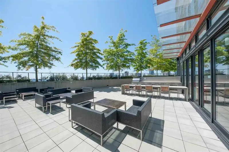 4003 128 W CORDOVA STREET - photo 3 of 12