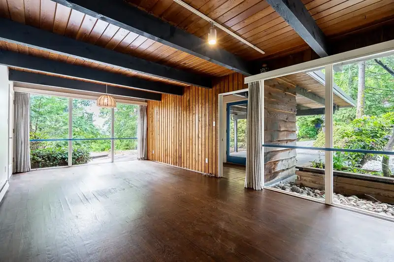173 W OSBORNE ROAD - photo 2 of 38