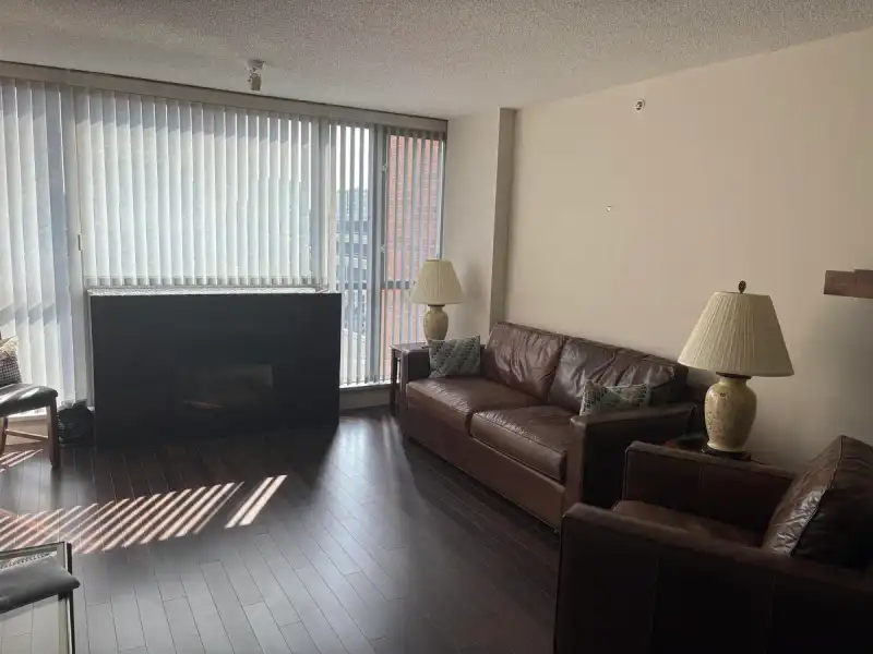 707 1575 W 10TH AVENUE - photo 4 of 14