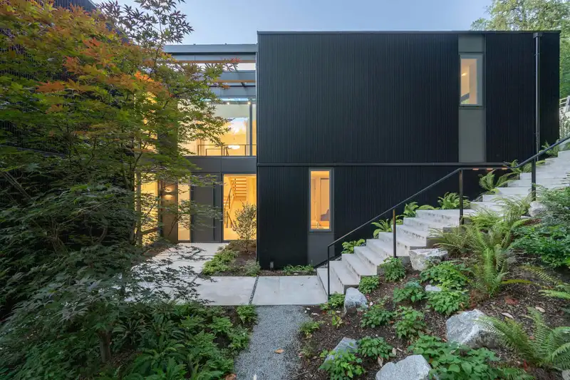 8885 LAWRENCE WAY - photo 4 of 40