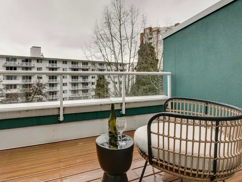 414 128 W 8TH STREET - photo 3 of 24