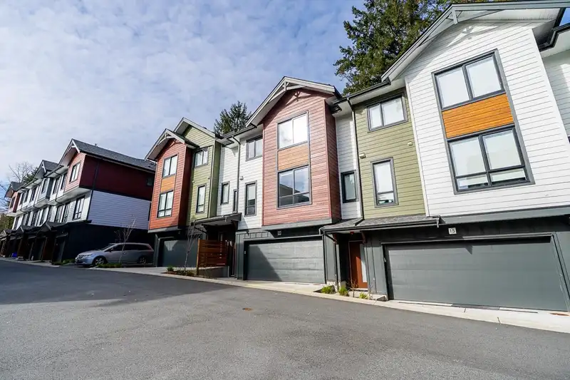 14 10527 155 STREET - photo 3 of 37