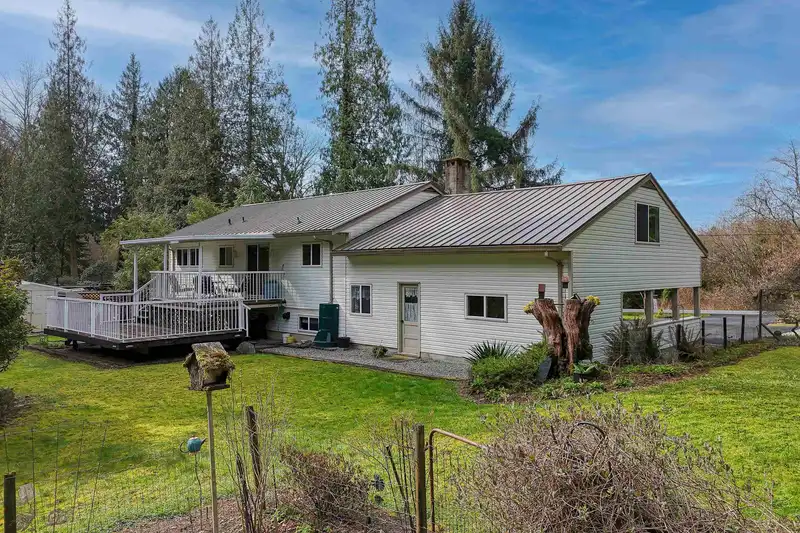 11626 248 STREET - photo 3 of 38