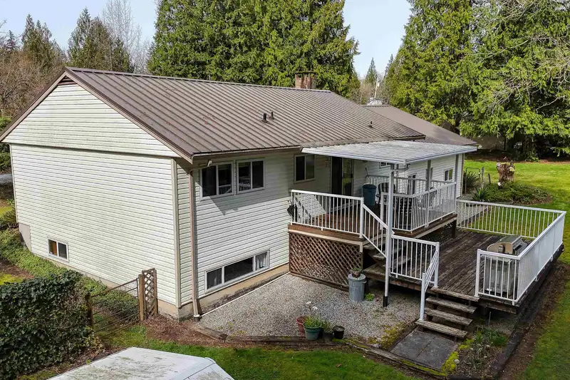11626 248 STREET - photo 4 of 38