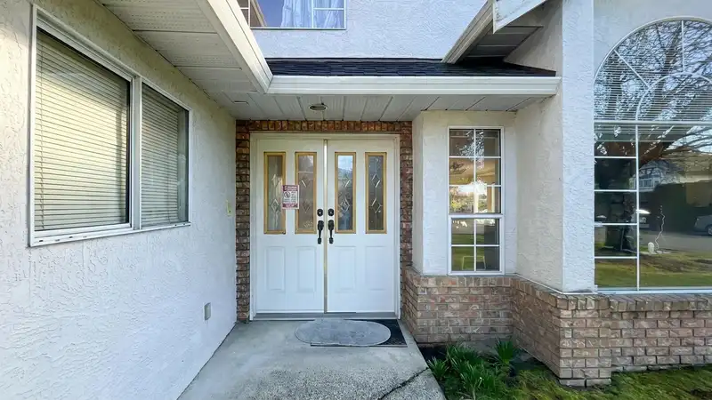 4220 HALL PLACE - photo 2 of 40