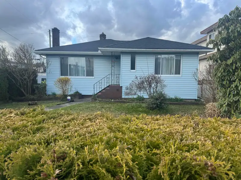 7917 18TH AVENUE - photo 3 of 40