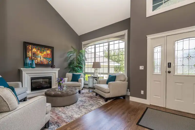10155 171A STREET - photo 2 of 40